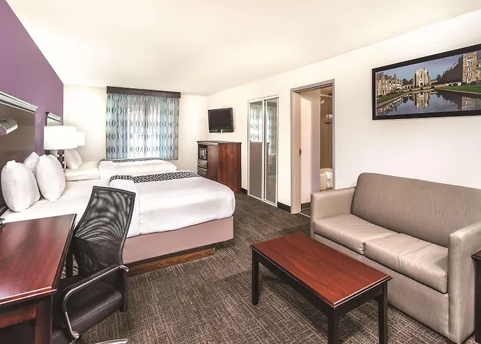 La Quinta By Wyndham Rome