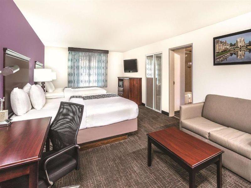 La Quinta By Wyndham Hotel Roma