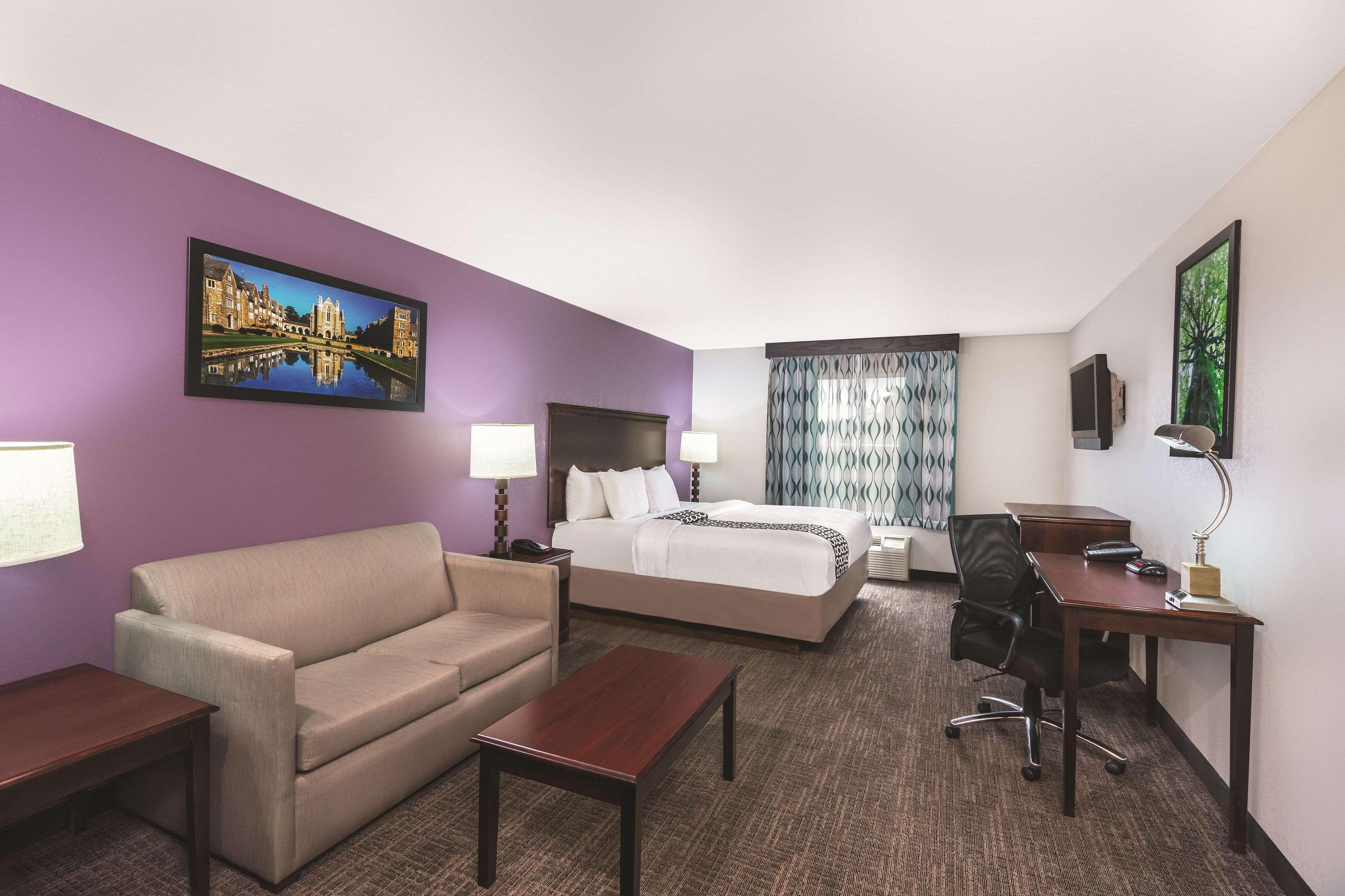 Hotel La Quinta By Wyndham 3*