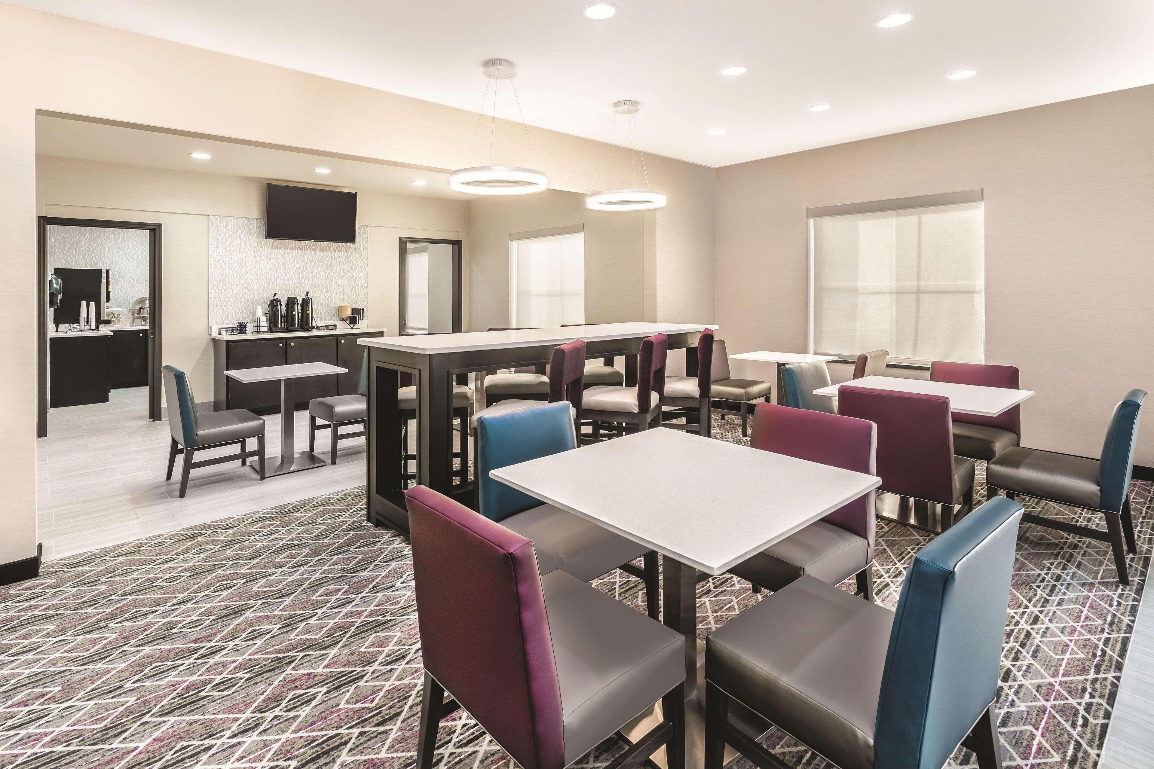 Hotel La Quinta By Wyndham Roma