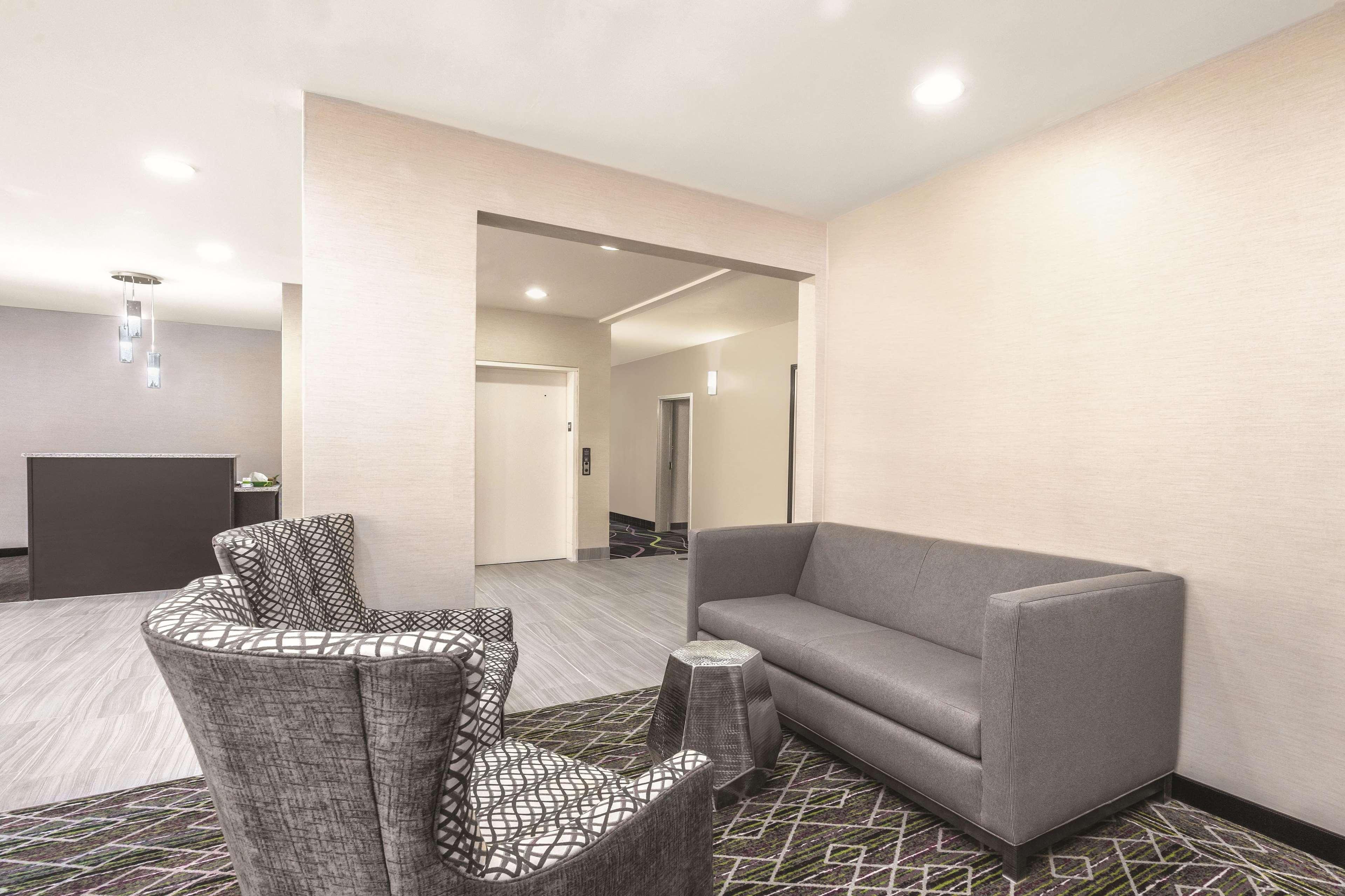 La Quinta By Wyndham Hotel